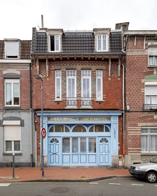 Photographie d'architecture Lille, commerce ancien, abandonné. ©Thomas Karges