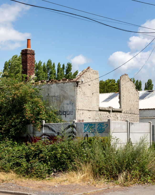 Photographie d'architecture Lille Lomme, maison ancienne, abandonnée. ©Thomas Karges